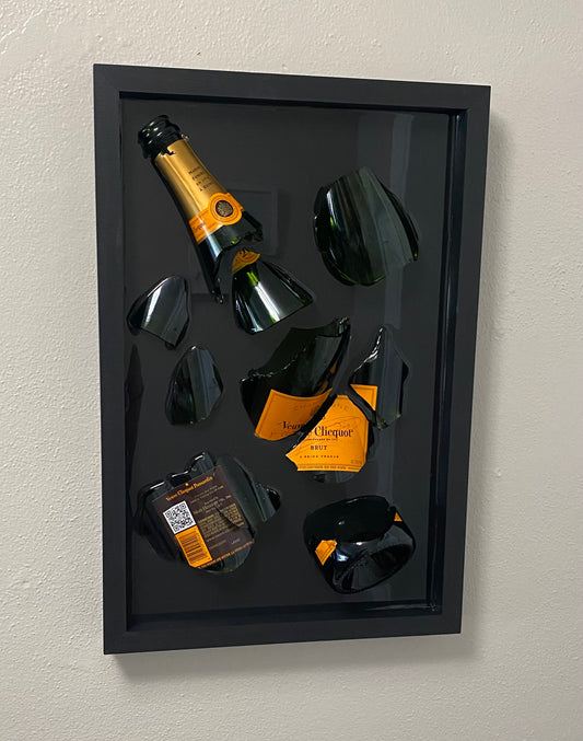 Smash Bottle: Veuve Clicquot